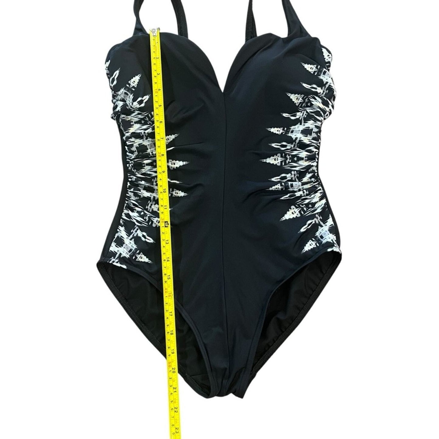 Miraclesuit Womens Labyrinth Temptress Black Swimsuit No Tag Size