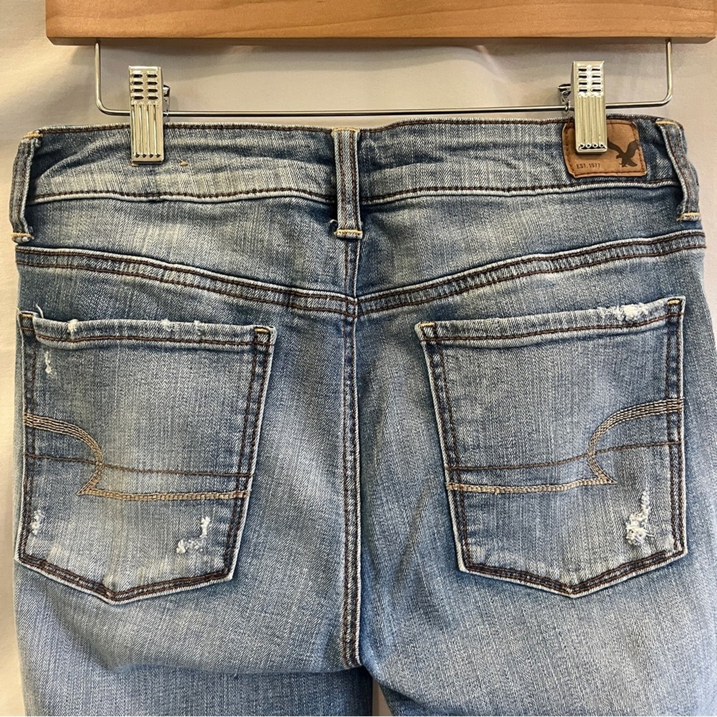 American Eagle Hi Rise Jegging Crop Super Stretch Denim Jeans Size 8 Med Wash