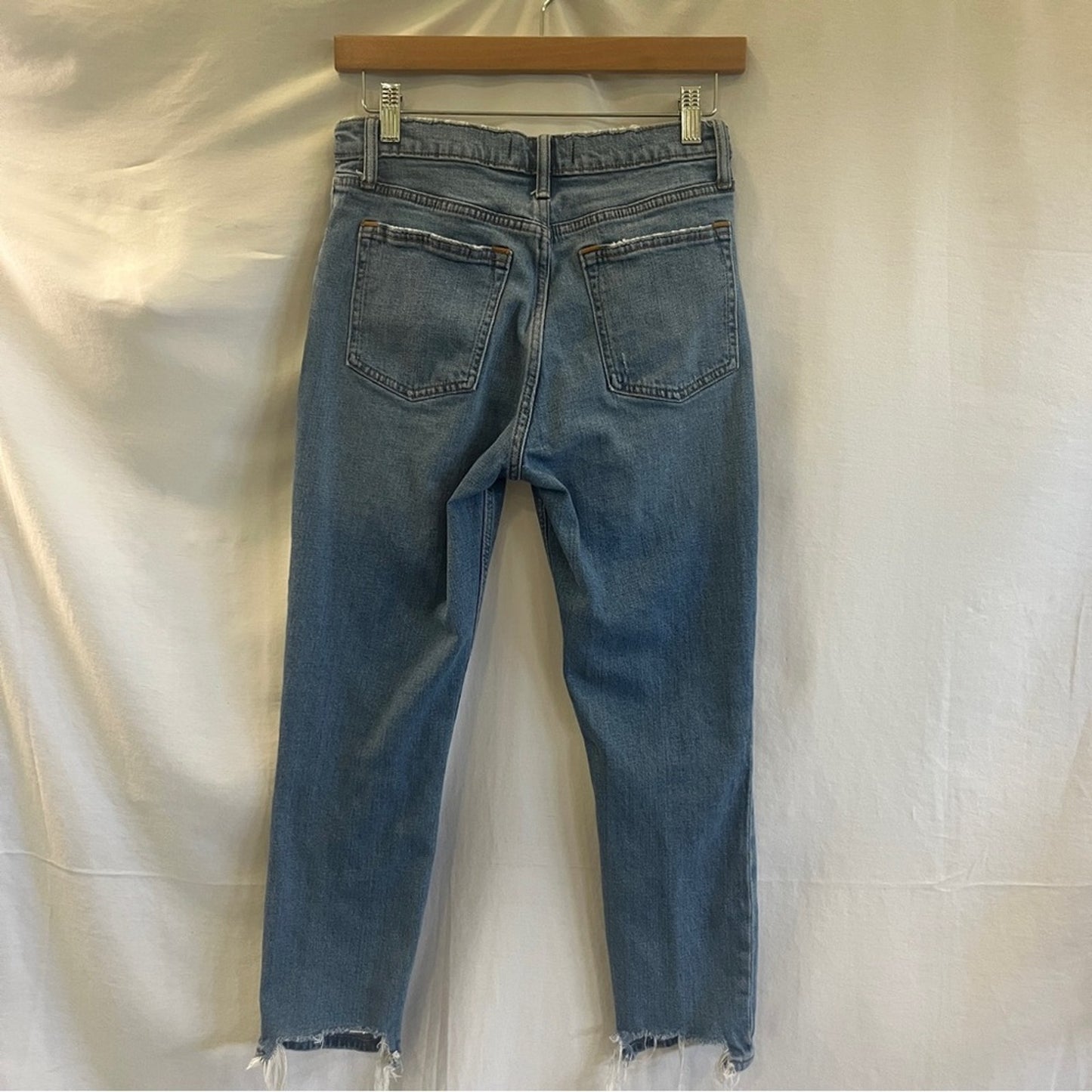 Abercrombie & Fitch The Skinny High Rise Denim Jeans Womens Size 4 Short Raw Hem