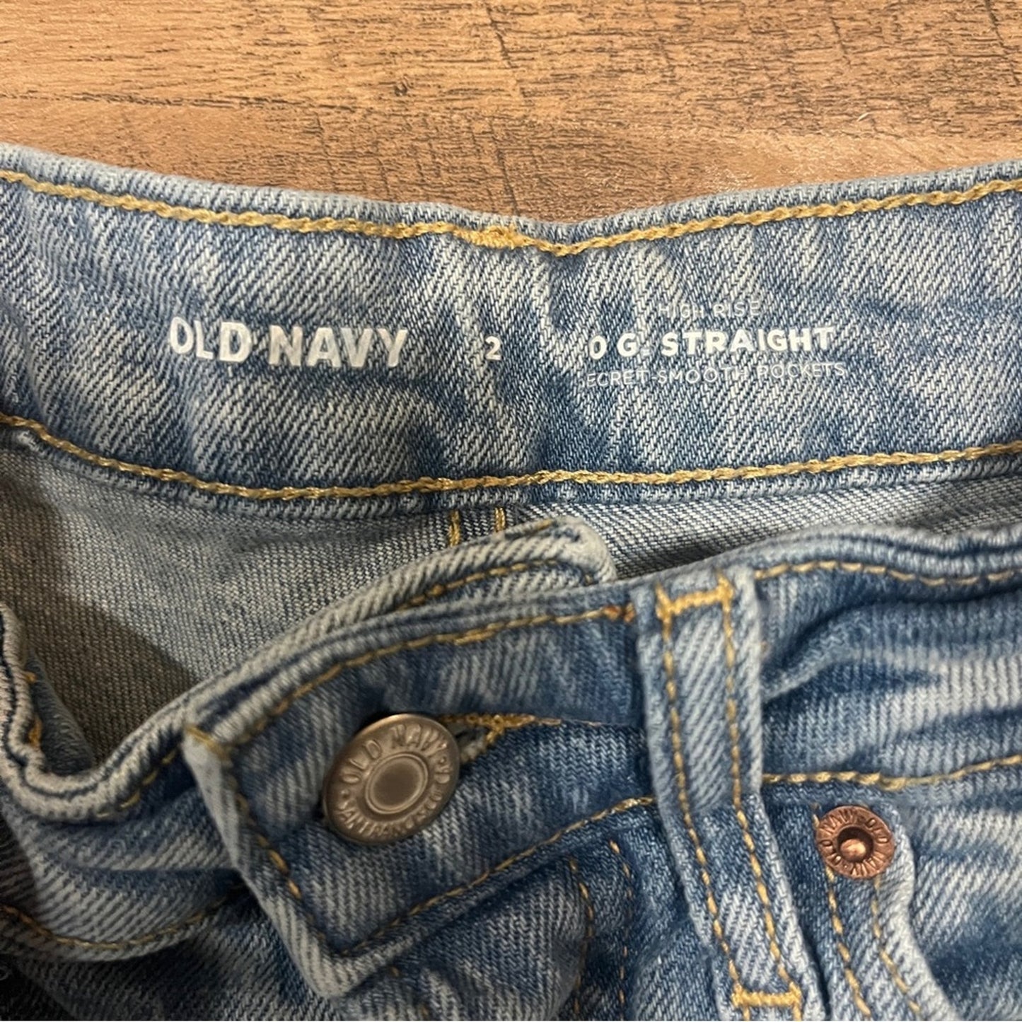 Old Navy OG Straight High Rise Denim Shorts Womens Size 2 Roll Hem Buttonfly