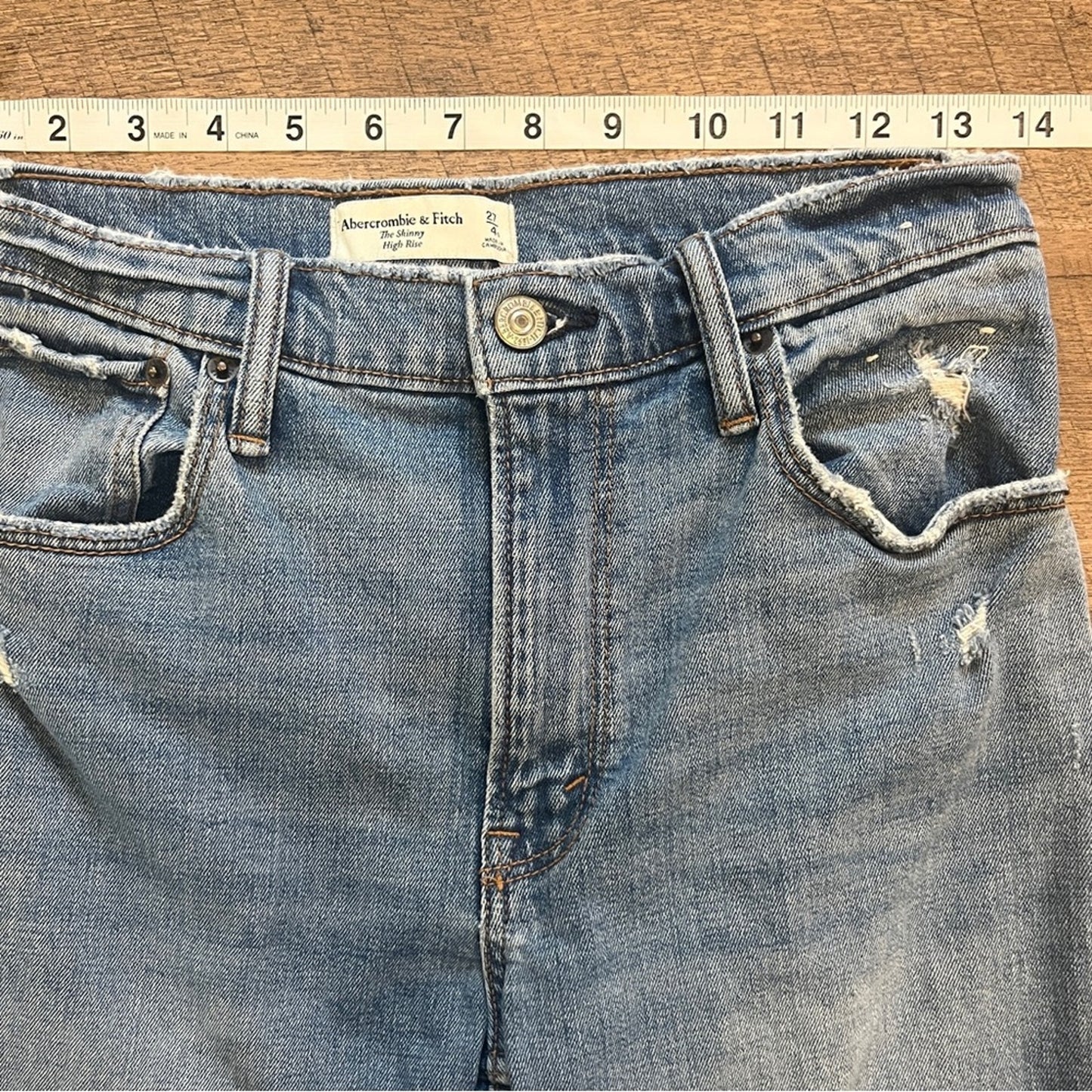 Abercrombie & Fitch The Skinny High Rise Denim Jeans Womens Size 4 Short Raw Hem