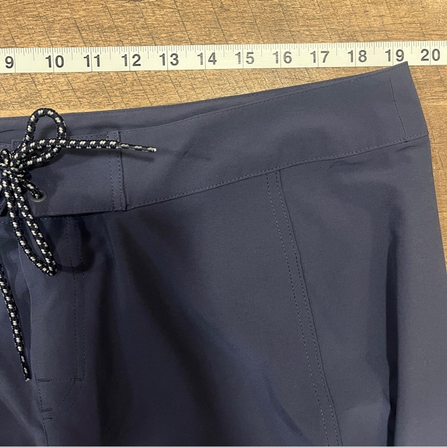 Columbia Navy Shorts Men XL Water Simple Beach Island Travel Coastal Casual New