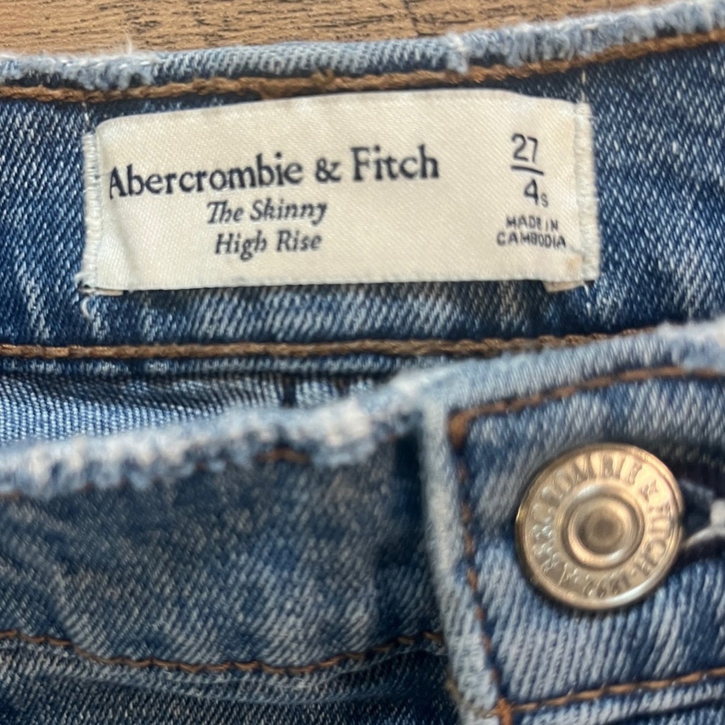 Abercrombie & Fitch The Skinny High Rise Denim Jeans Womens Size 4 Short Raw Hem