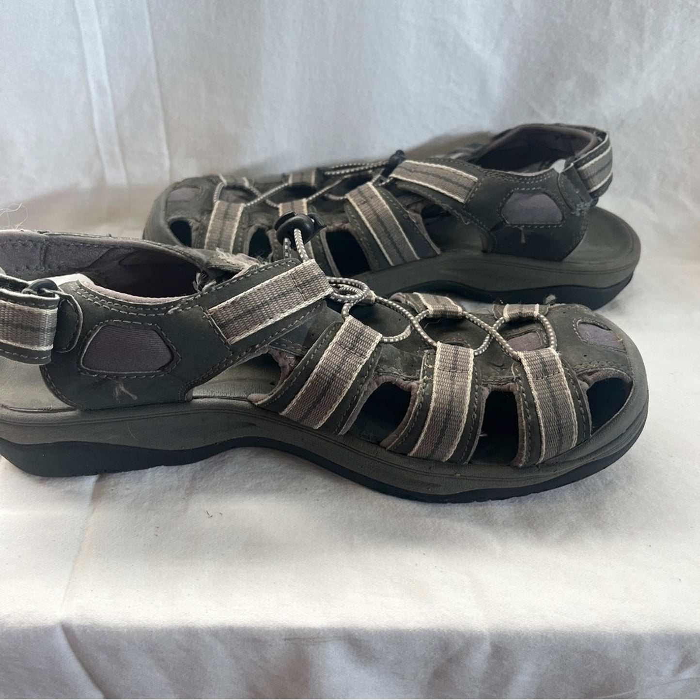 LL Bean Closed Toe Sandal Mens Sz 11 Water Shoe Hiking Durable Outdoor Gorpcore