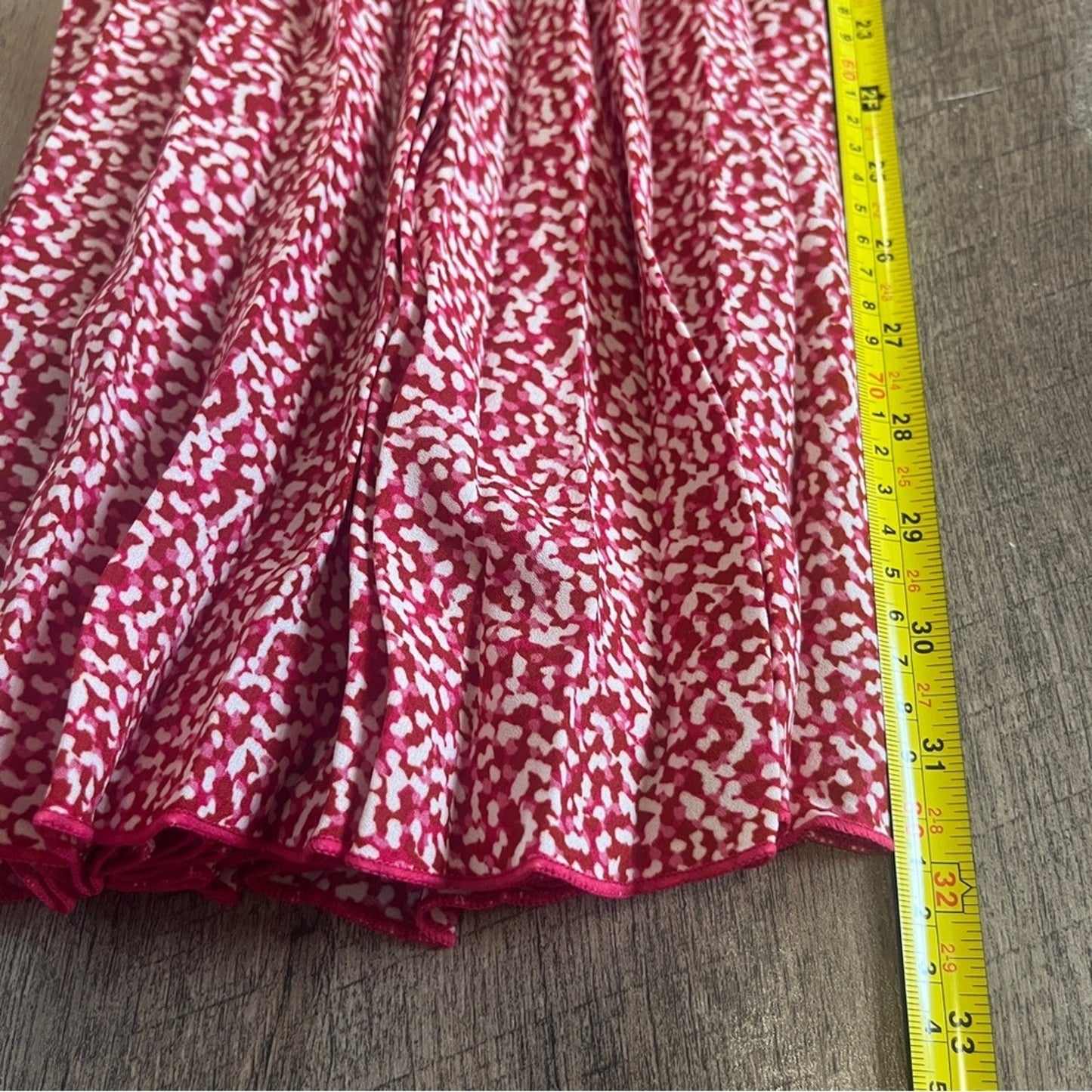 Vince Camuto Pleated Midi Skirt Womens Small Pink White Elastic Waist Lined Soft