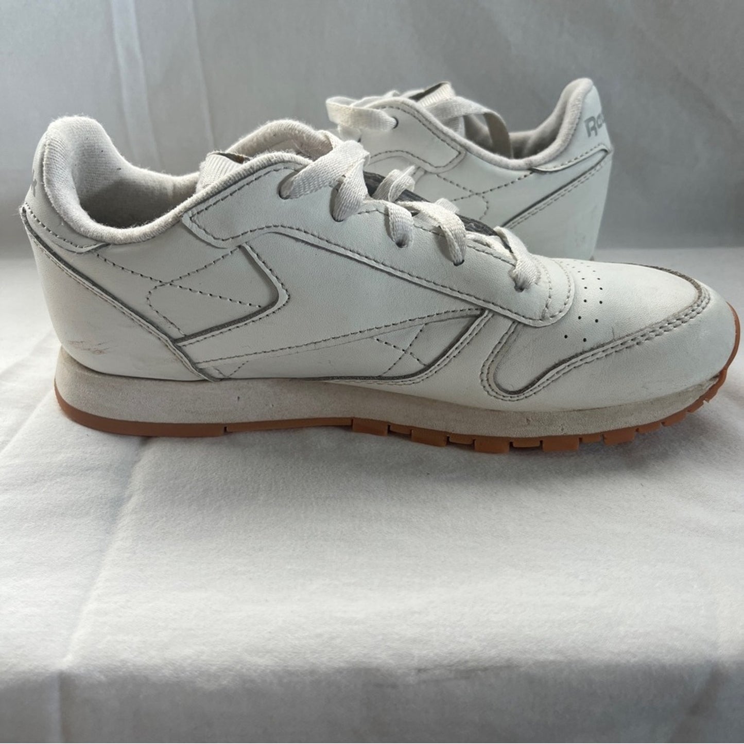 Reebok Classic Leather Sneakers Youth 2.5 Playwear Outdoor Tennis Shoes Casual