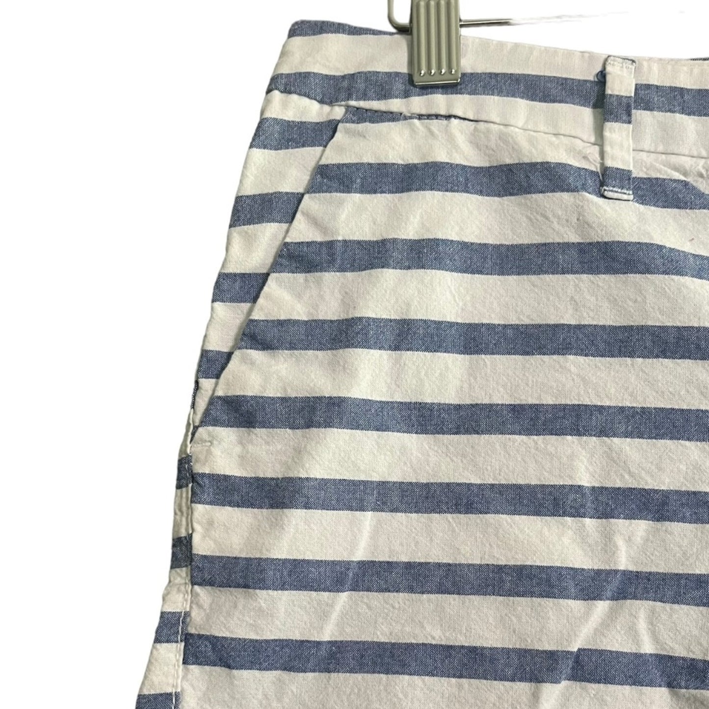 Old Navy Womens Shorts Size 8 Blue White Striped Flat Front Cotton Nautical Boat