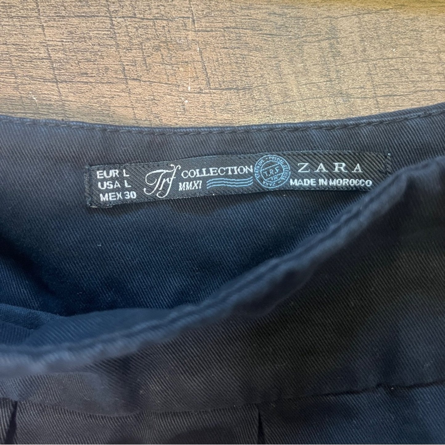 Zara TRF Collection Mini Skirt Womens Large Black Pleated Schoolgirl Academia