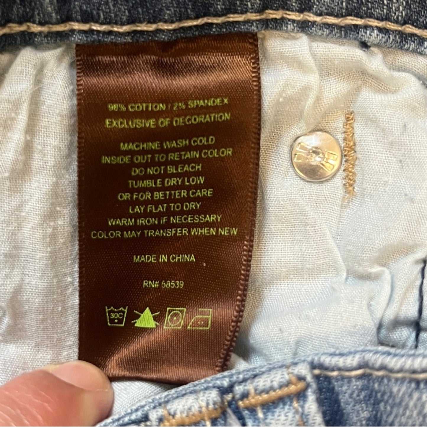 Kut From The Kloth Straight Taper Jeans Womens Size 6 Light Wash Basic Classic
