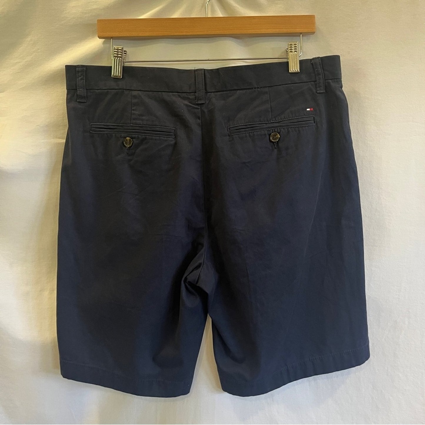 Tommy Hilfiger Mens Navy Chino Shorts Size 34 Golf Sophisticated Classic Basic