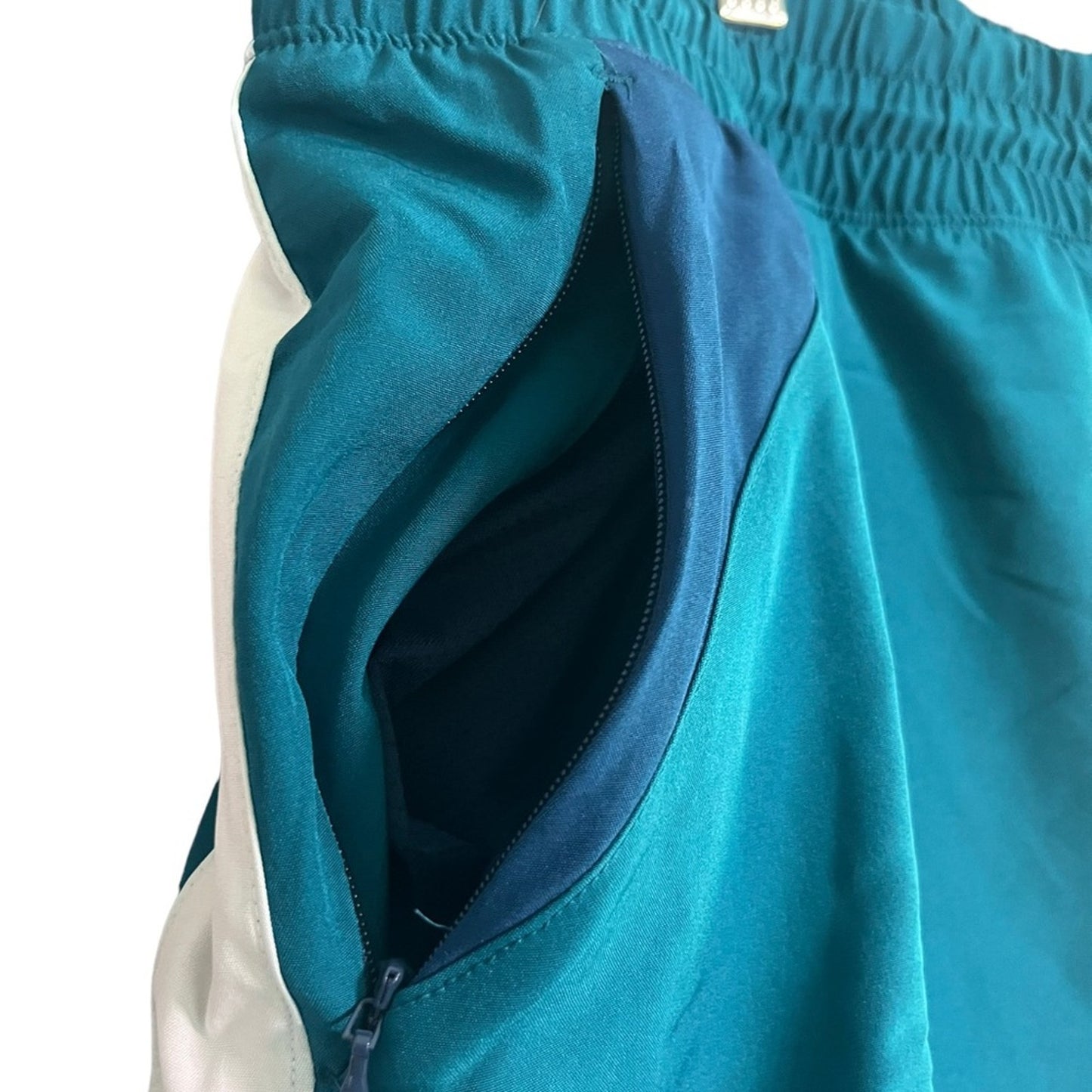 Tek Gear Women Workout Shorts Size 1X Mid Rise Wicking Turquoise New Running Gym