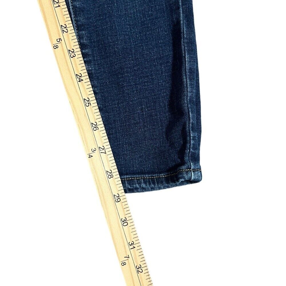 American Eagle Womens 6 R Stretch Jegging Medium Wash Whiskered Denim Jeans