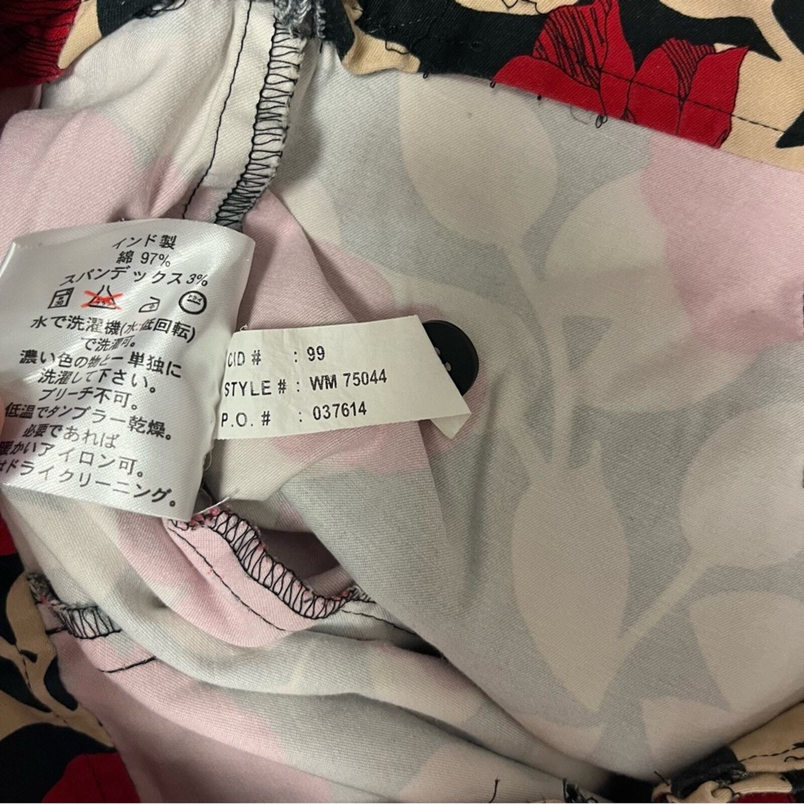 ASHWORTH Womens Floral Print Skort Size 6 Red, Black, & Beige