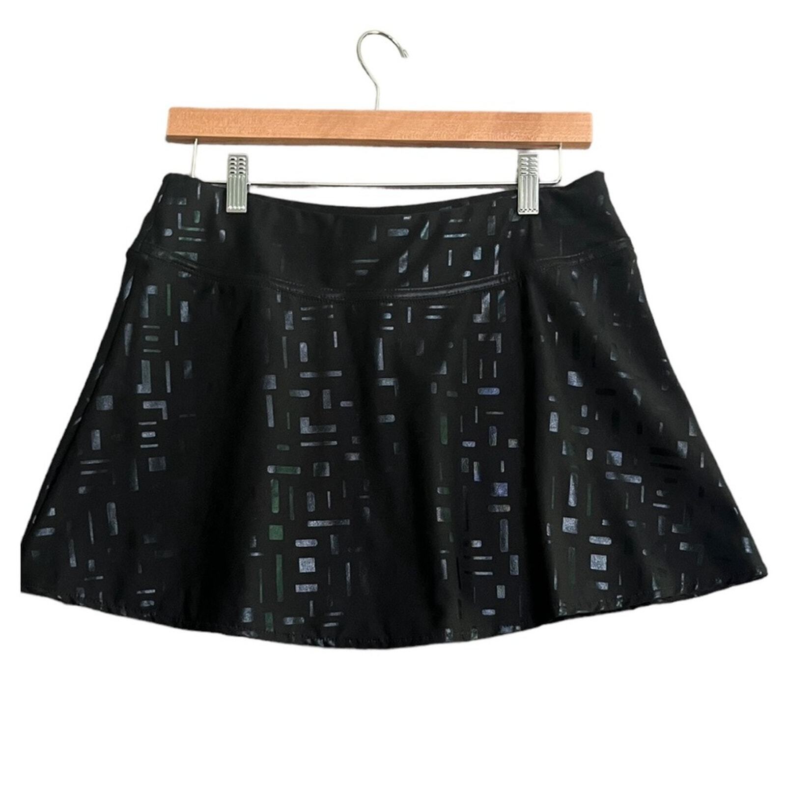 Tail Tech Performance Womens Size Medium Black Silver Sports Skirt