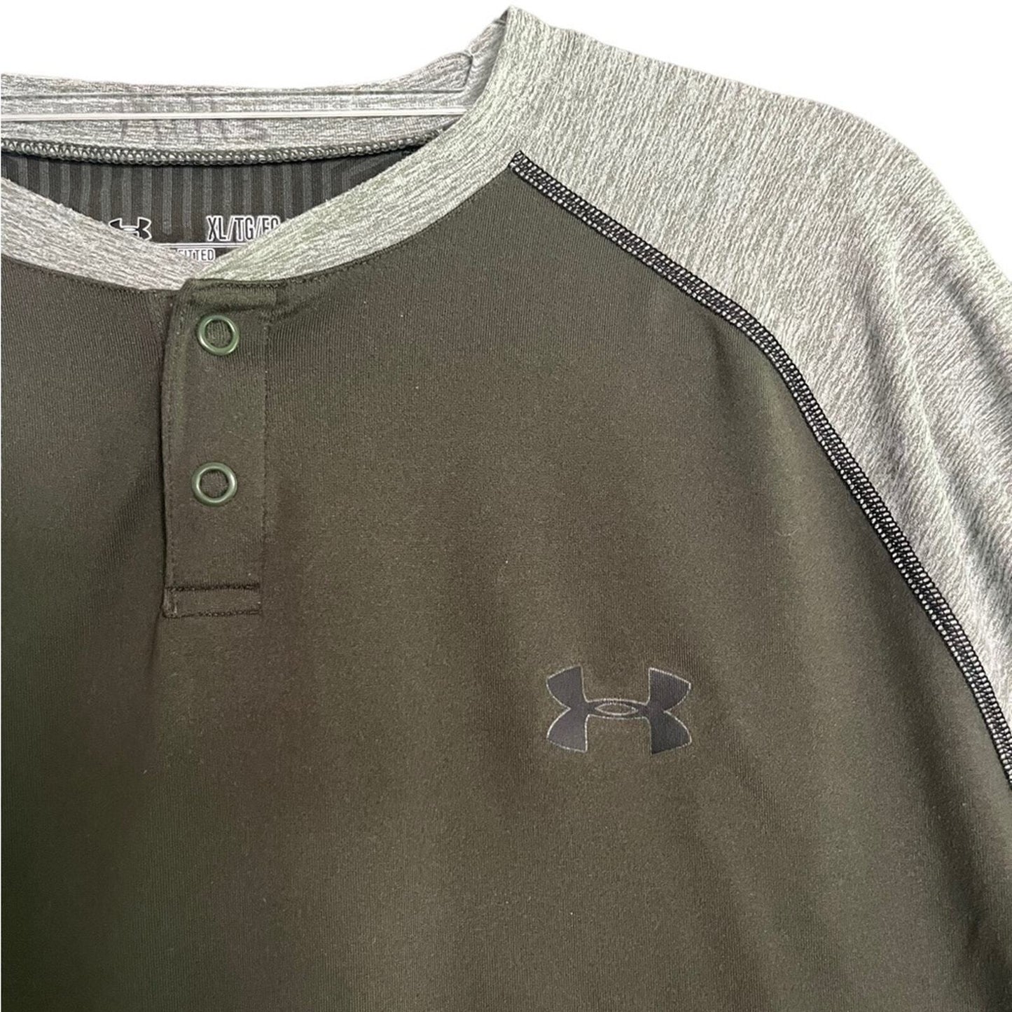Under Armour Mens XL Green Heathered Gray Long Sleeve Raglan Shirt