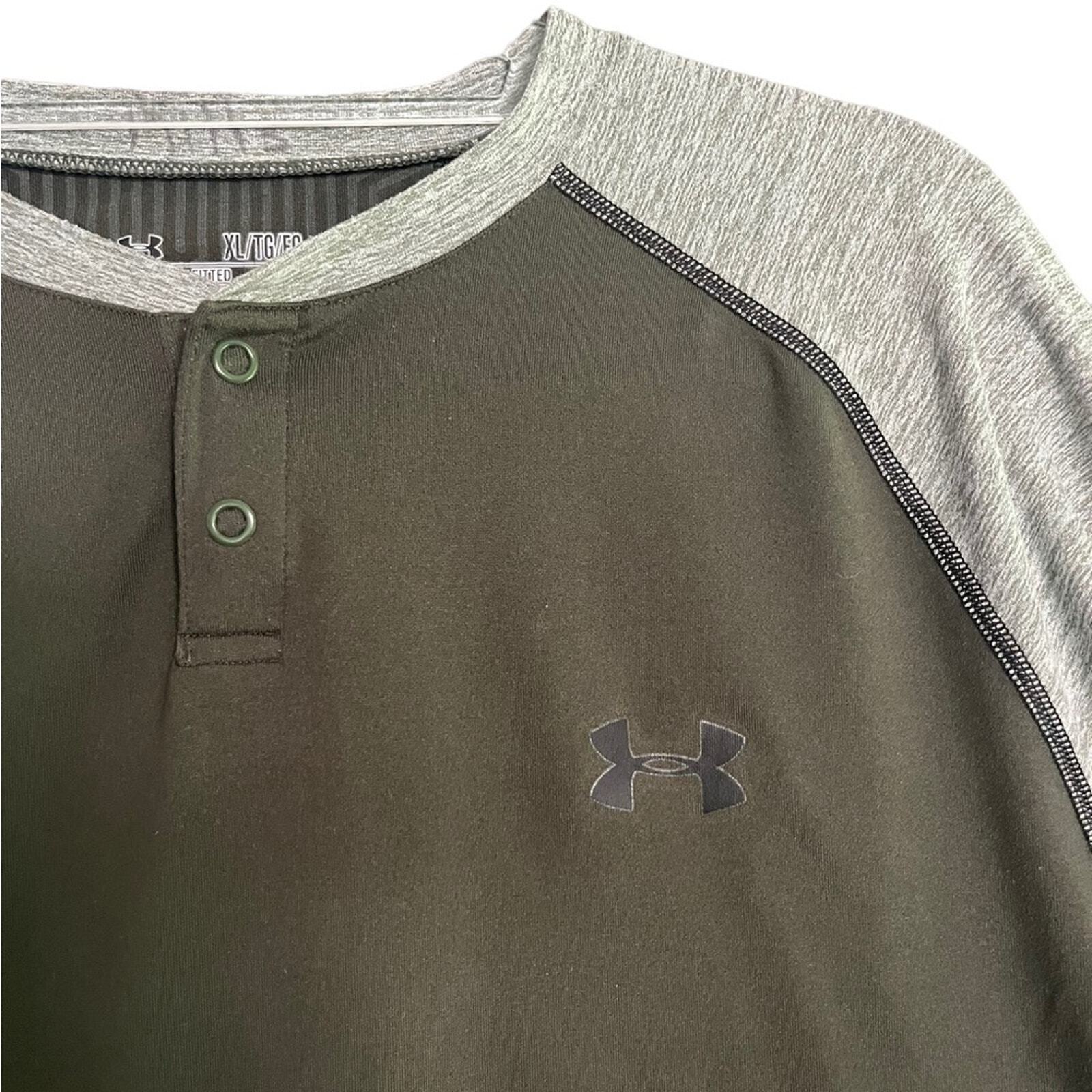 Under Armour Mens XL Green Heathered Gray Long Sleeve Raglan Shirt