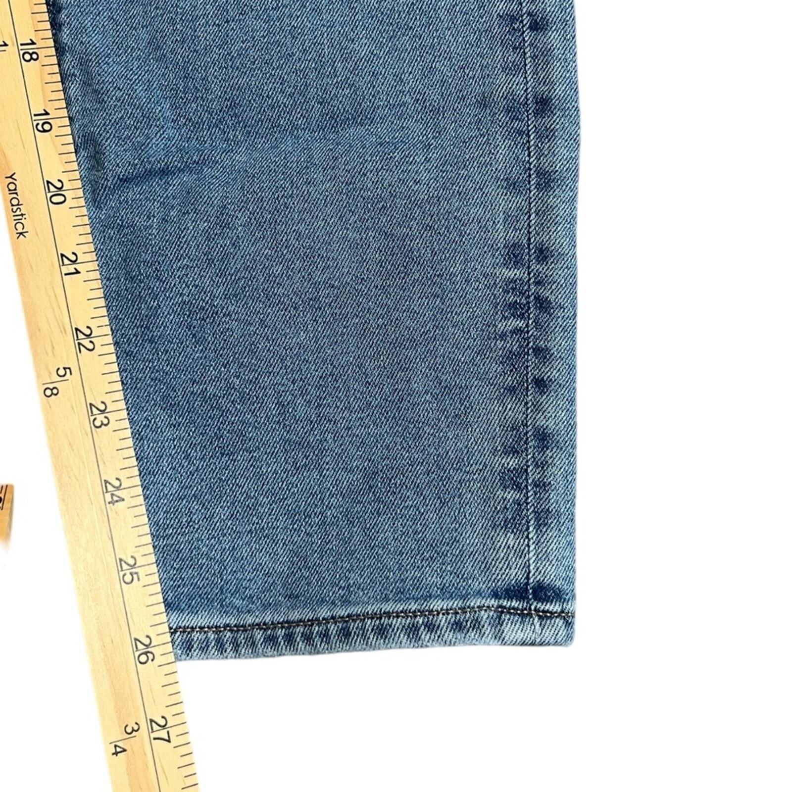 American Eagle Womens Mom Jeans Size 6 Regular Stretch Light Wash Denim 