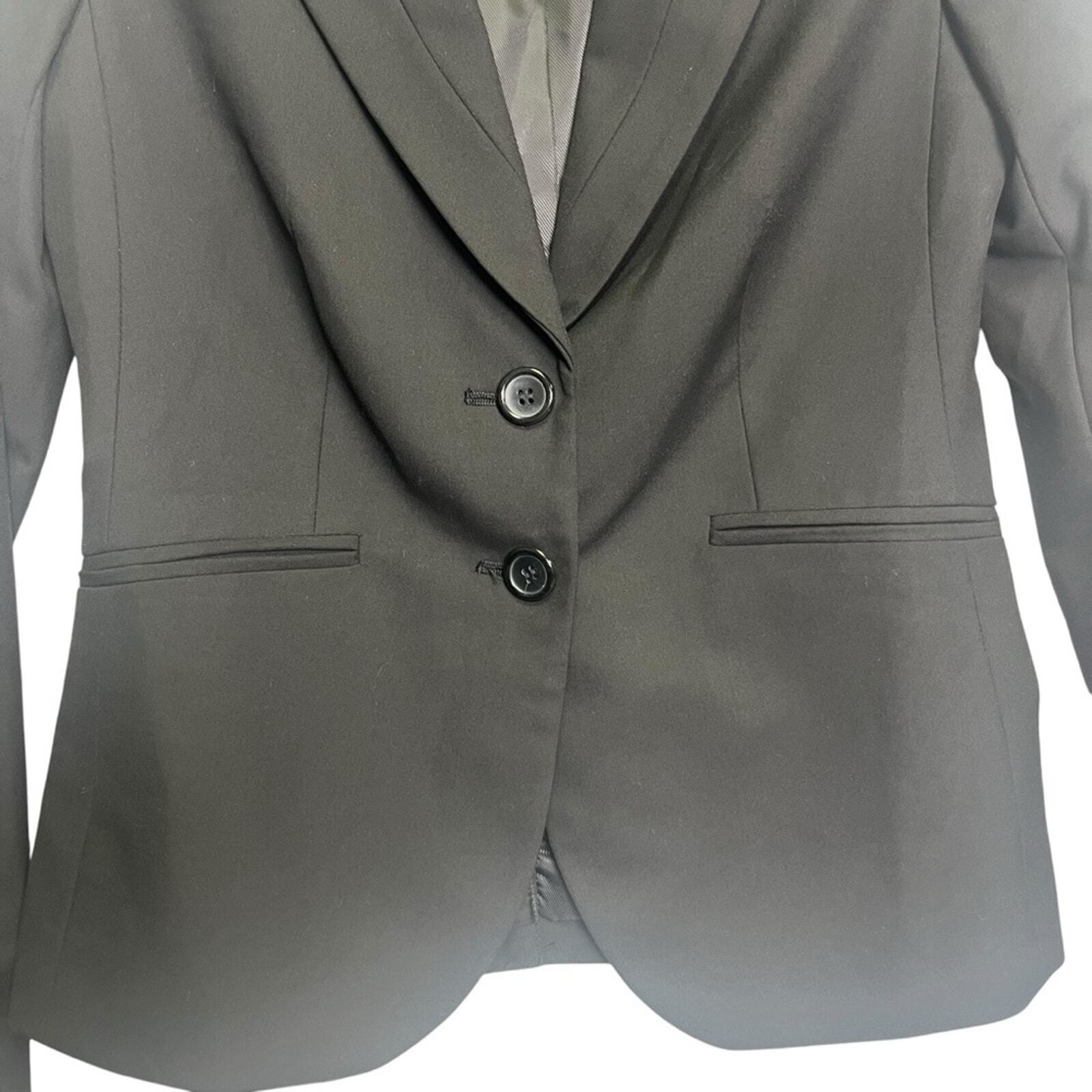 The Limited Black Collection Womens Size 2 Button Long Sleeve Blazer