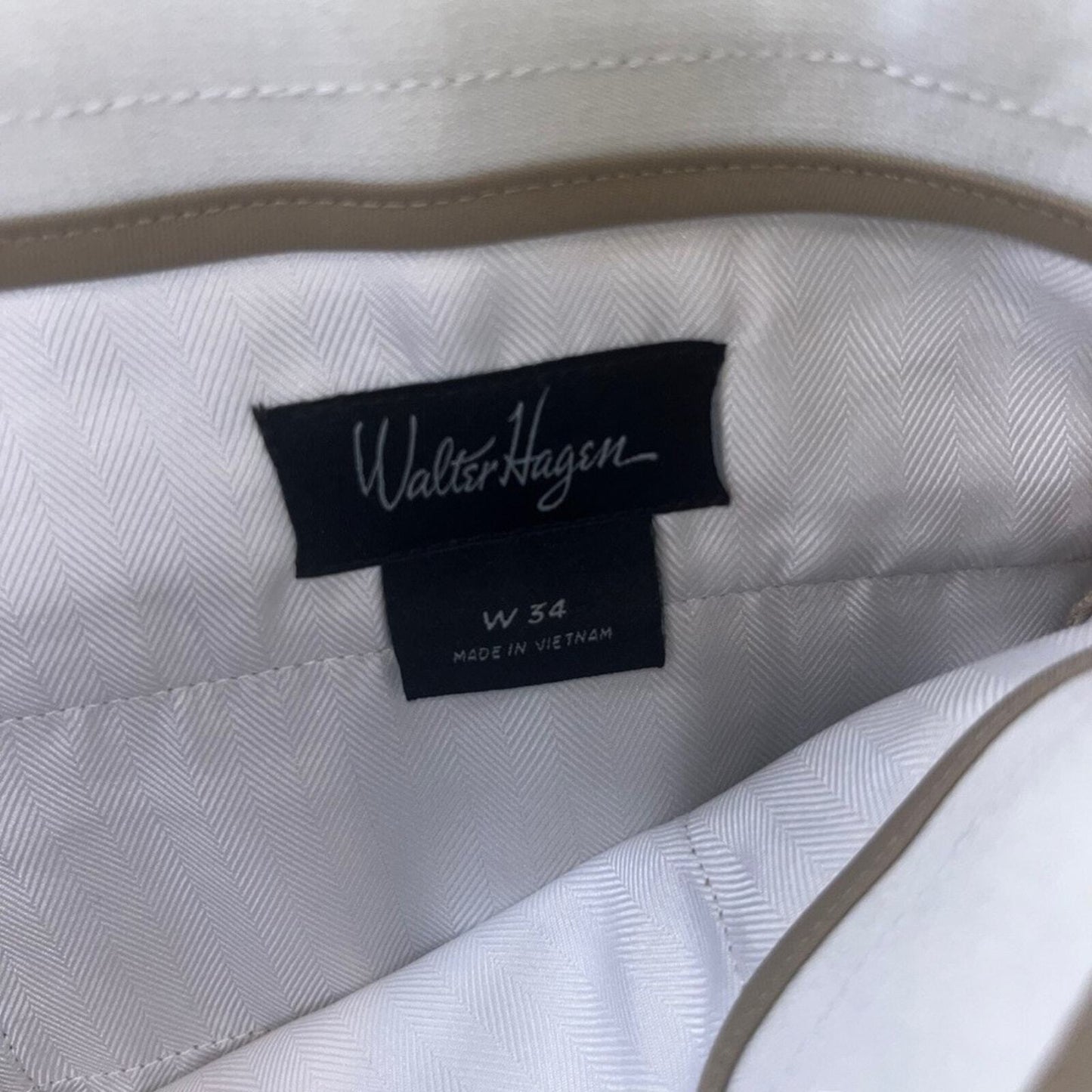 Walter Hagen Mens Size 36 Khaki Polyester Pleated Front Shorts