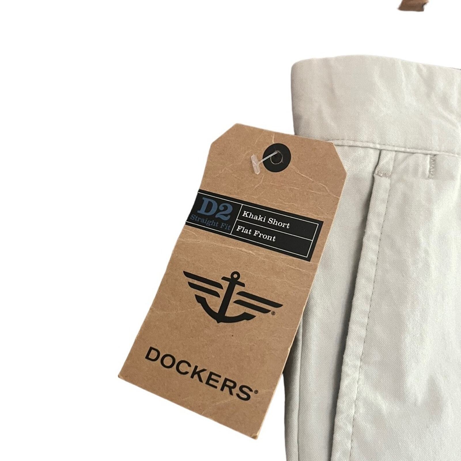 Dockers Mens Size 34 Khaki Flat Front Casual Shorts NWT