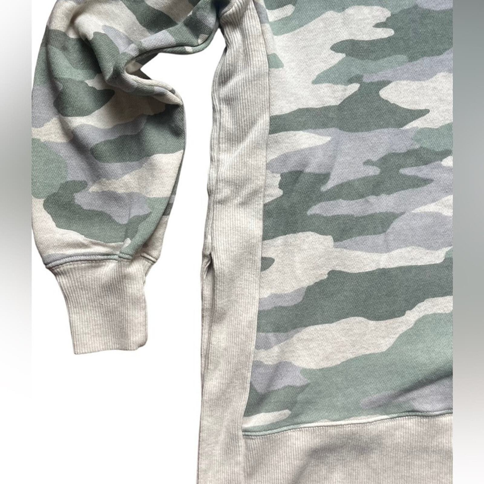 Aerie Oversized Good Vibes Camo Sweatshirt Size XS