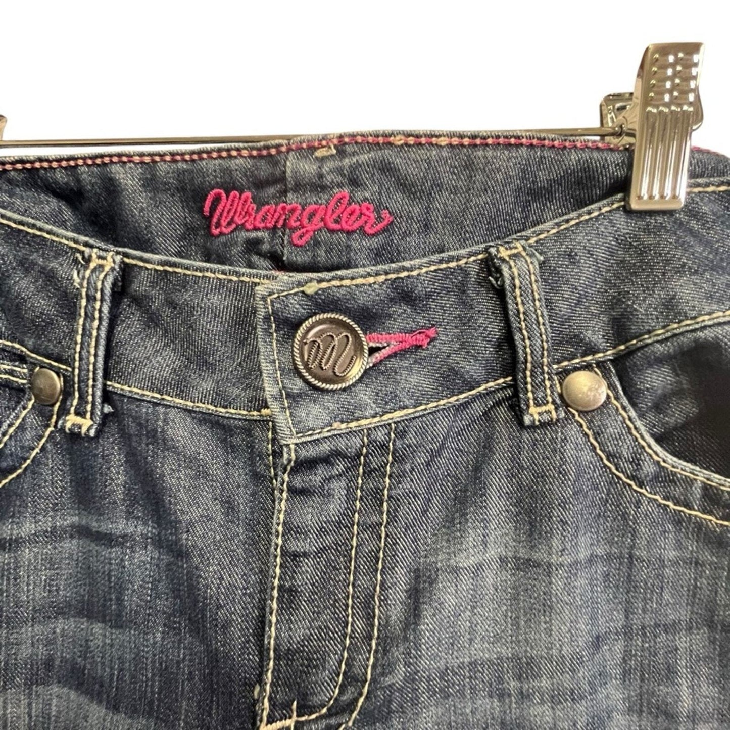 Wrangler Womens Size 7/8 x 32 Whiskered Front Medium Wash Straight Denim Jeans