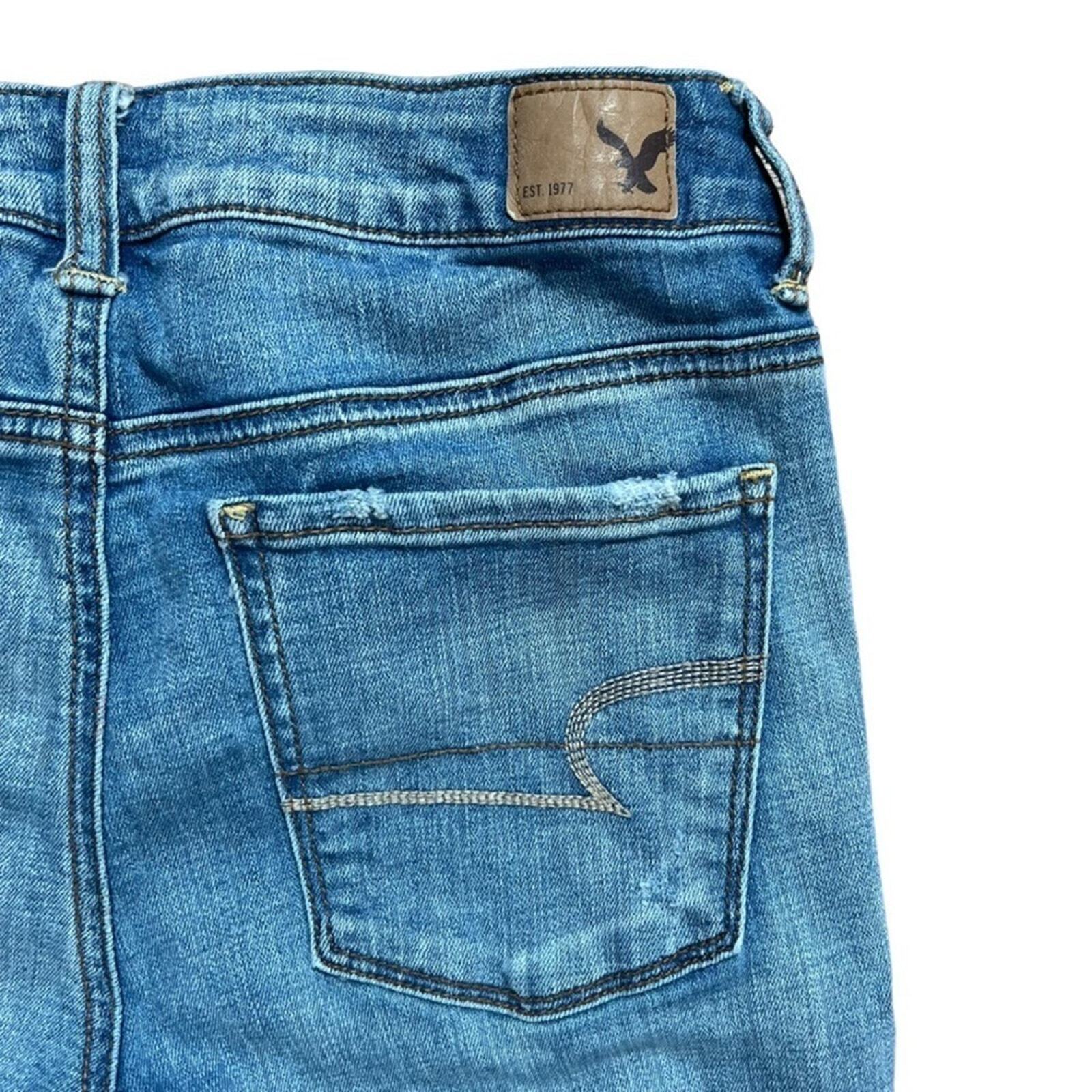 American Eagle Womens Size 4 Hi Rise Distressed Jegging Crop 