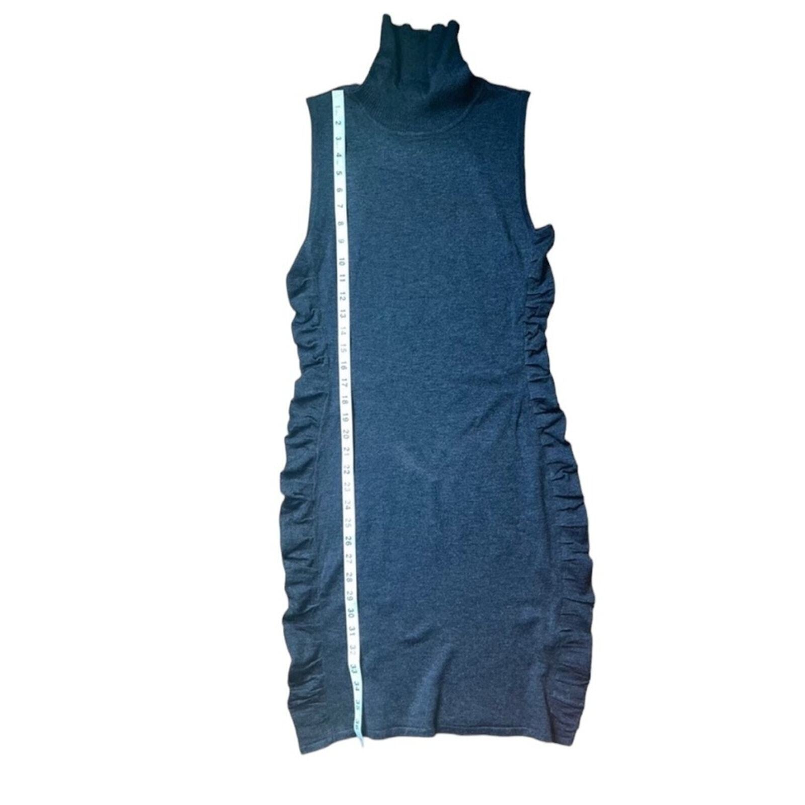 Calvin Klein Womens Size Medium Gray Sleeveless Turtleneck Fitted Dress 