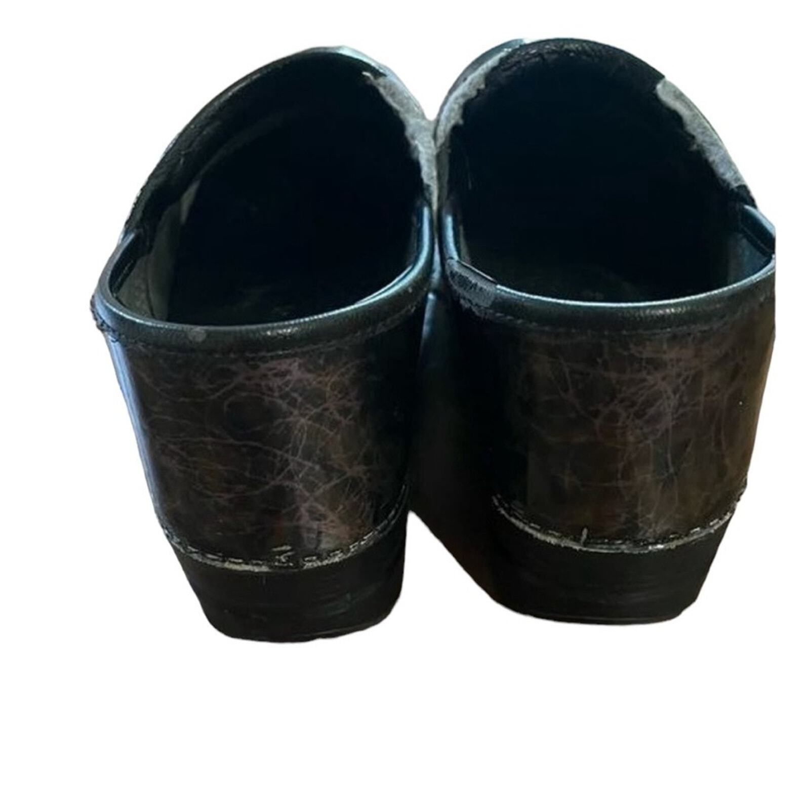 Dansko Professional Patent Iridescent Clog Mule Slip On Black Purple Size 40