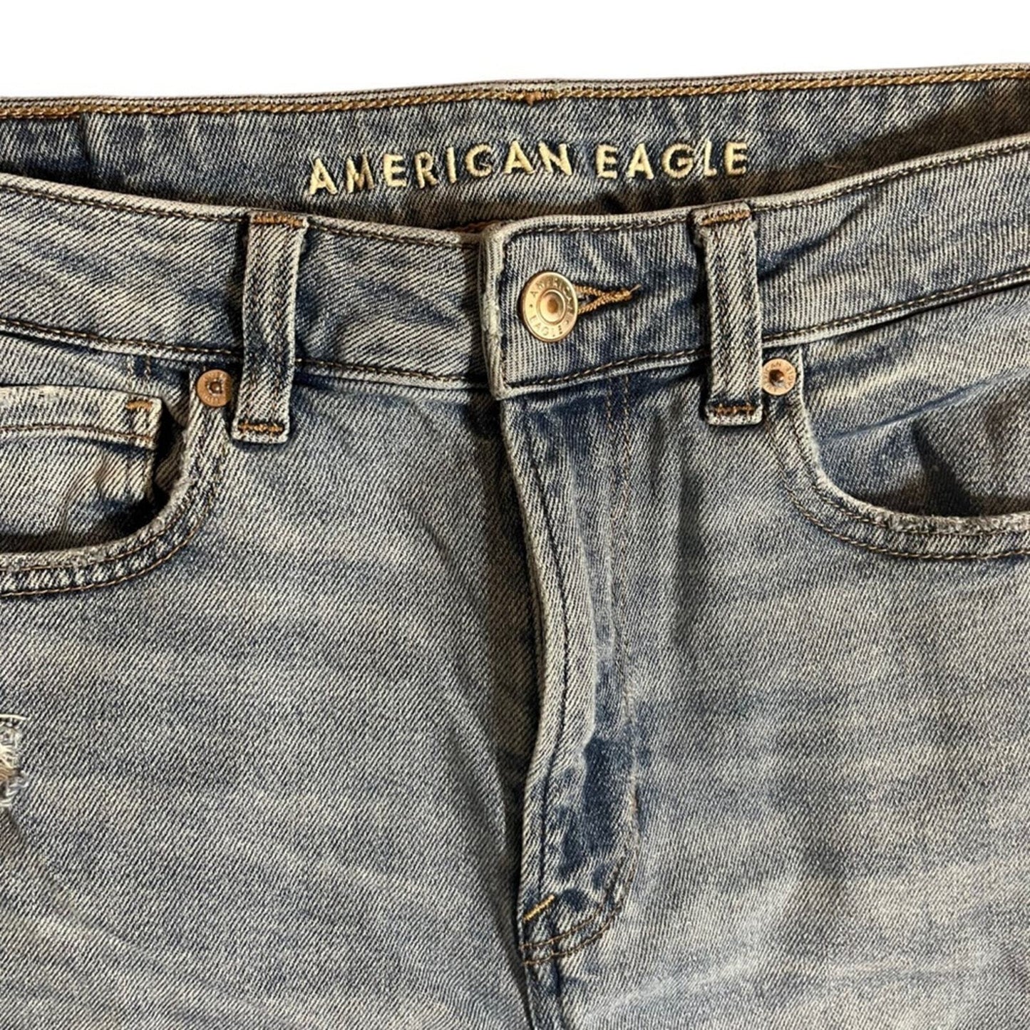 American Eagle Womens Mom Jeans Size 6 Regular Stretch Light Wash Denim 