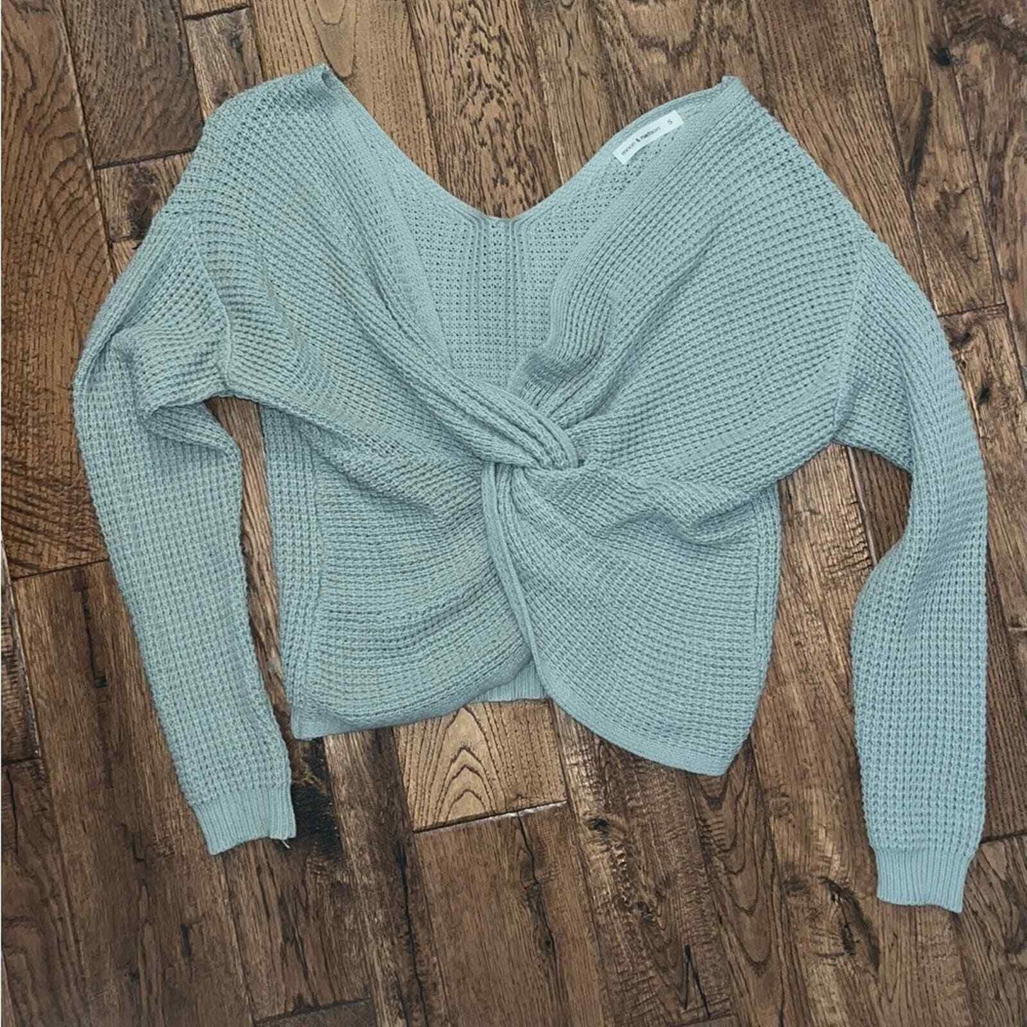 Off the shoulder sweater, Can be worn 2 ways | Size Small