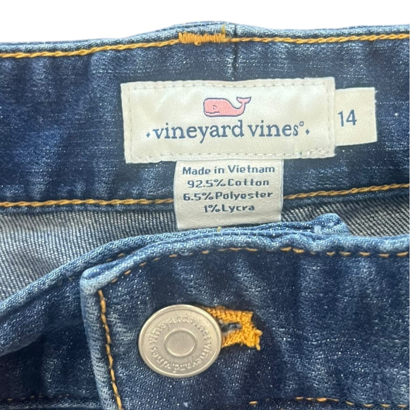 Vineyard Vines Womens Denim Shorts Size 14 Raw Cuffed Hem Medium Wash Whiskered