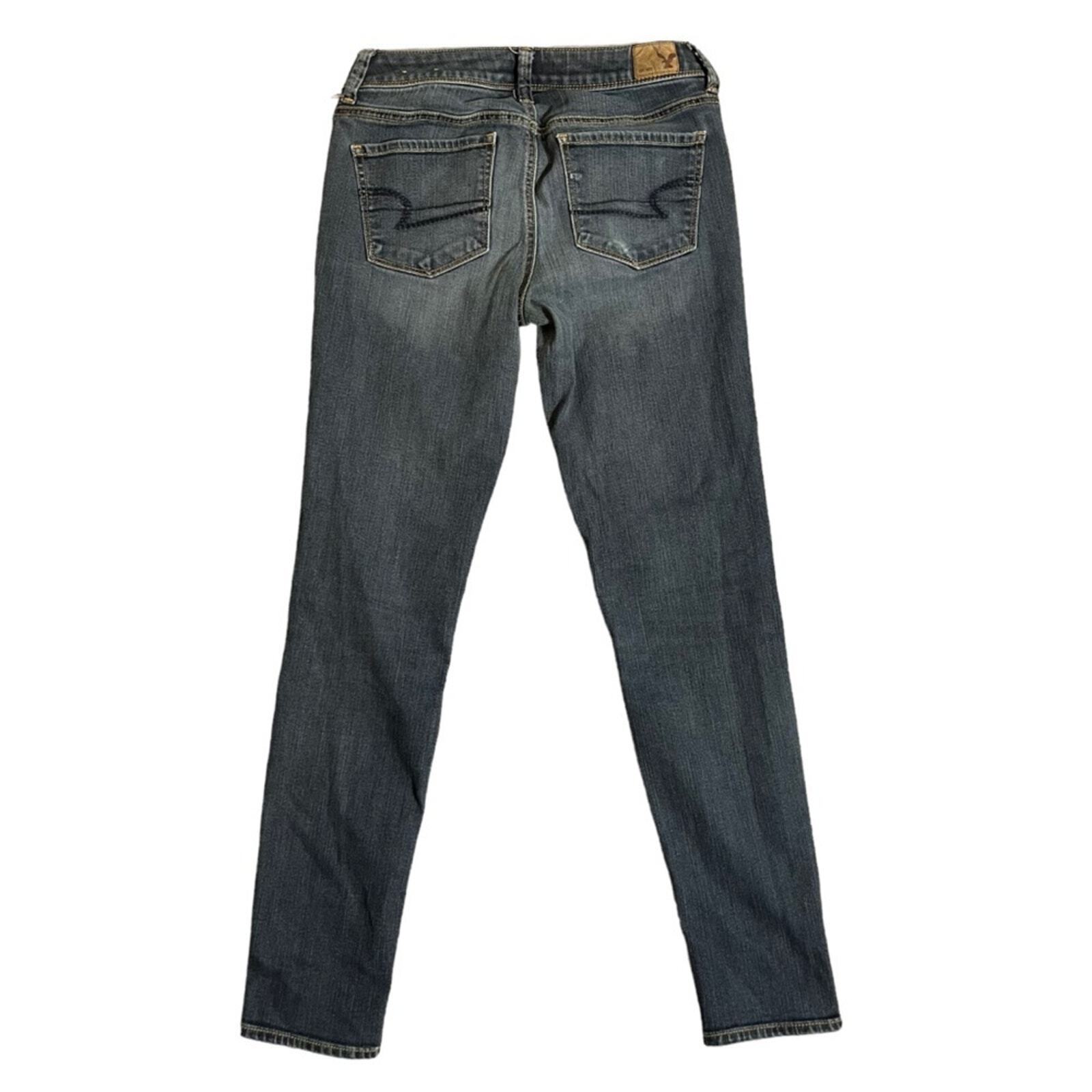 American Eagle Womens Mid Rise Super Skinny 4 Long Jeans Whiskered Front 