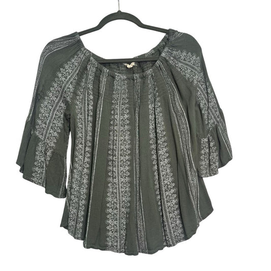 Altar'd State Womens Size Small Green Cream Off The Shoulder Bell Sleeve Top