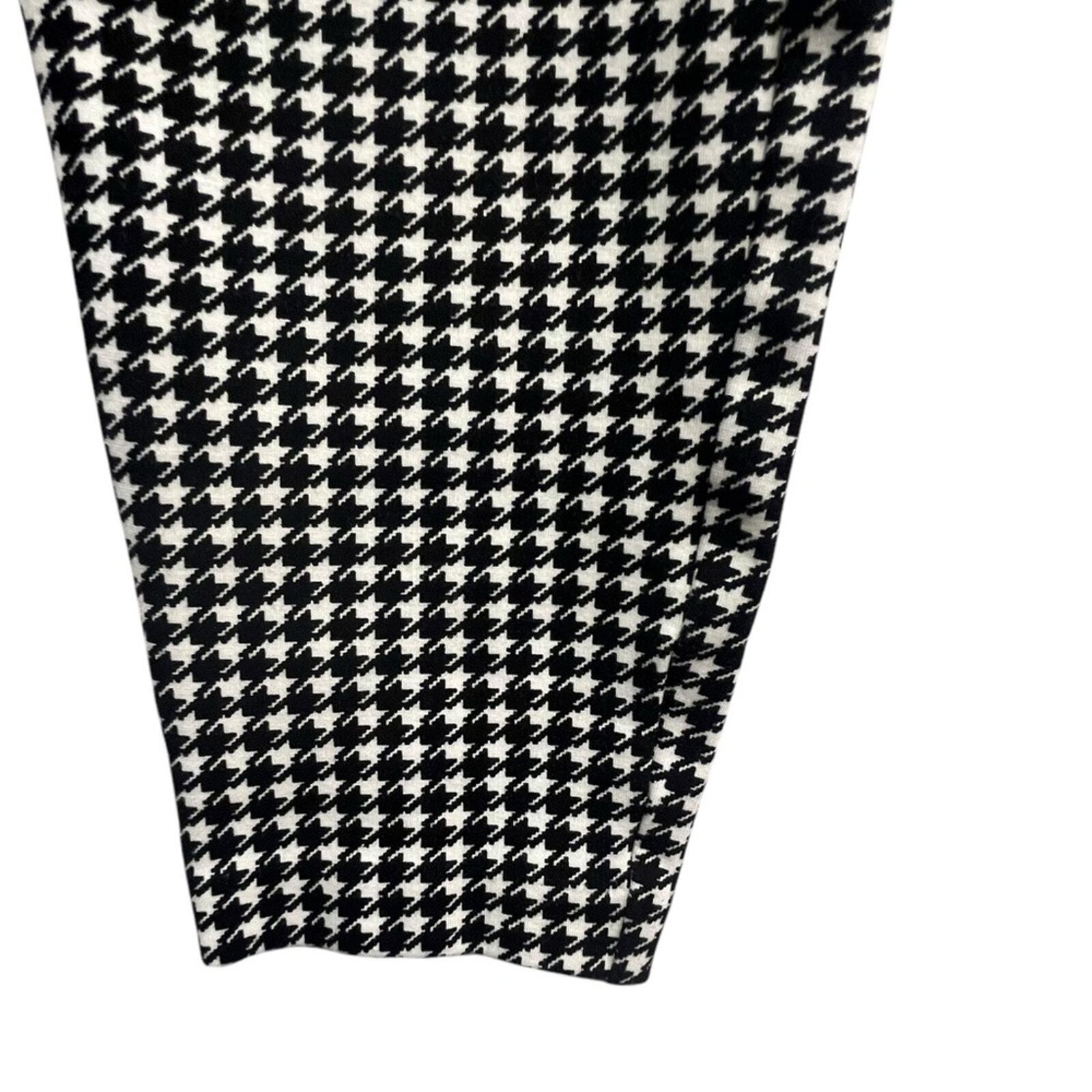 Old Navy Womens Size Medium Black and White Houndstooth Stevie Pants