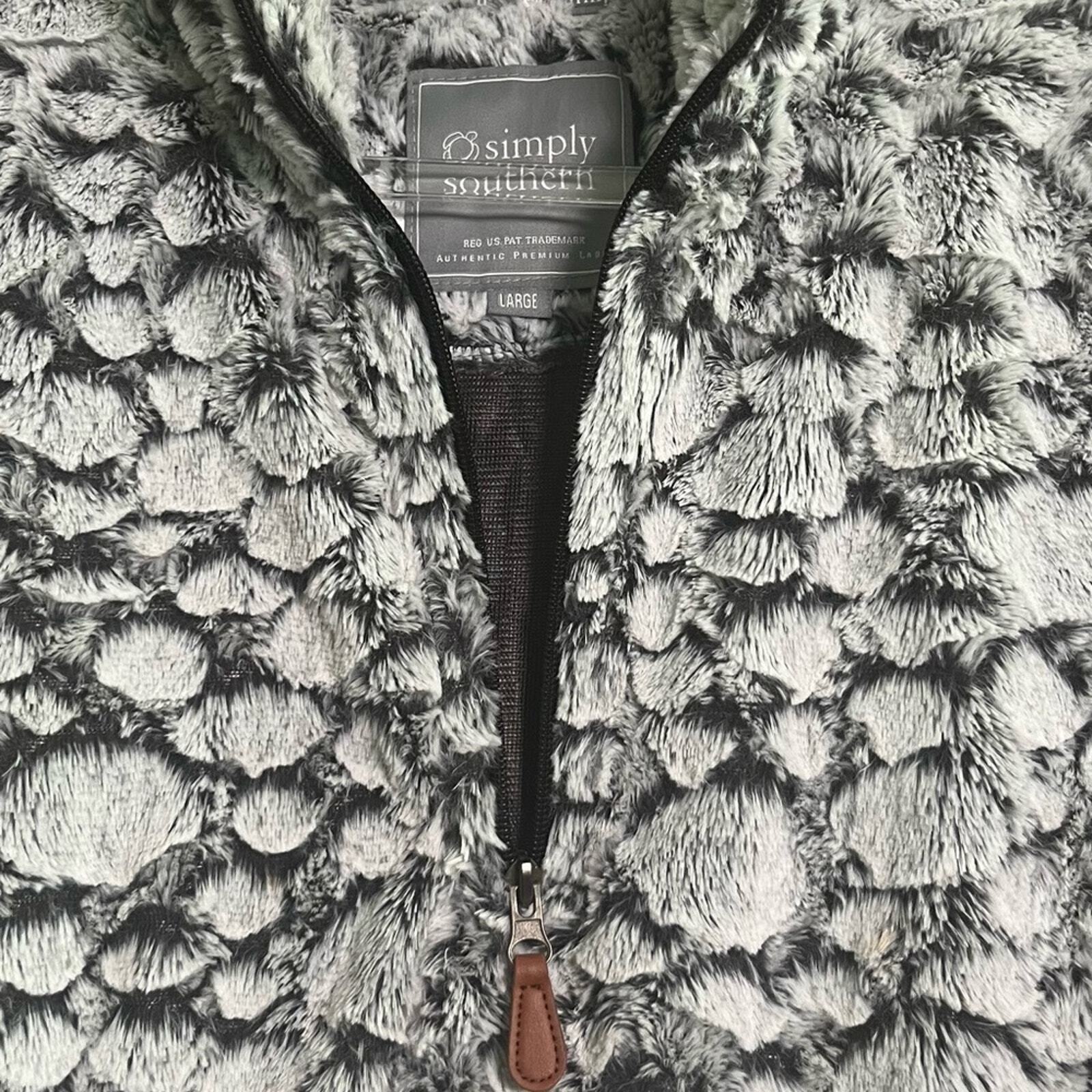 Simply Southern Womens Large Gray Bubble Fur 1/4 Zip Front Pockets Pullover