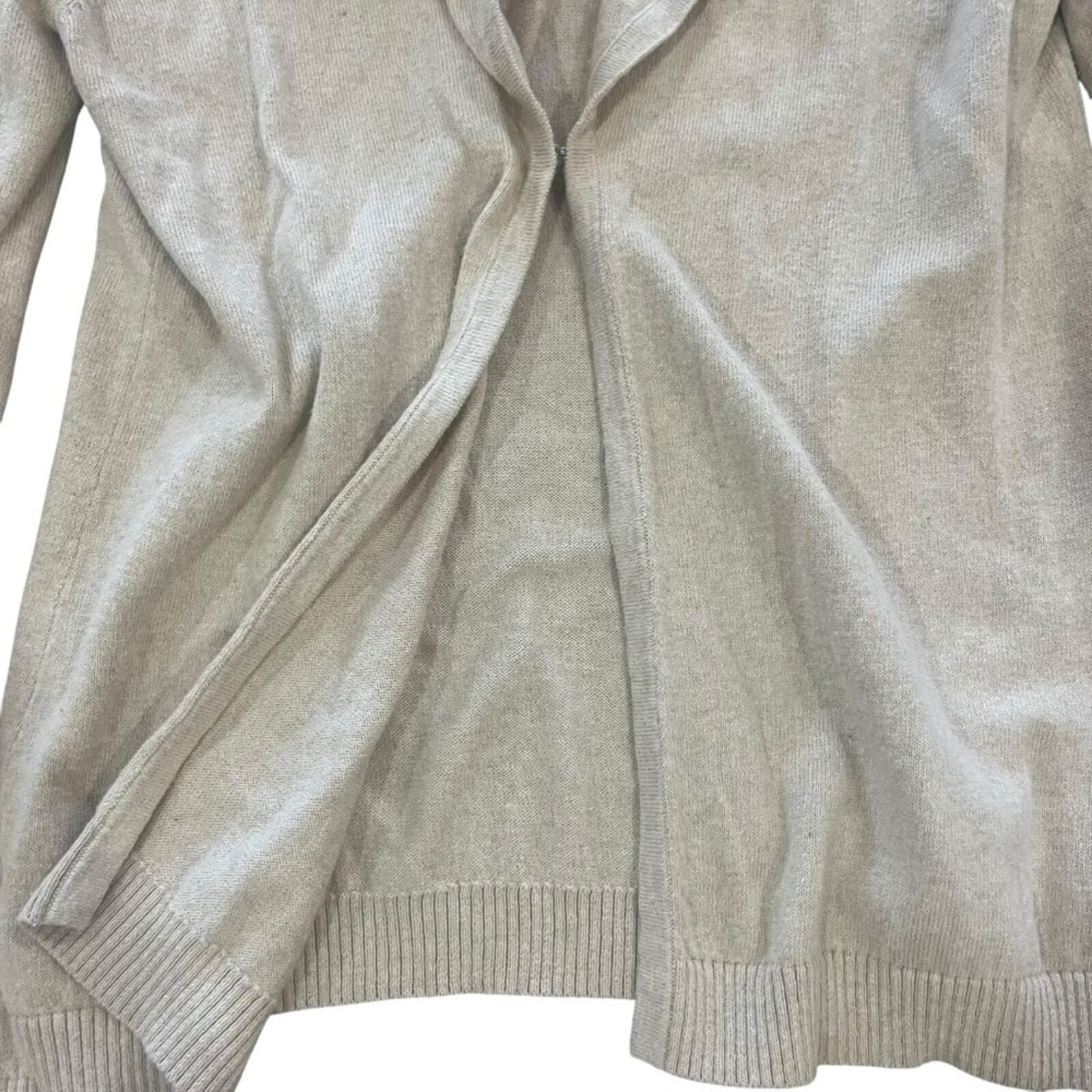 Lands End Womens Size Small Tan Long Sleeve Knit Front Clasp Cardigan Sweater
