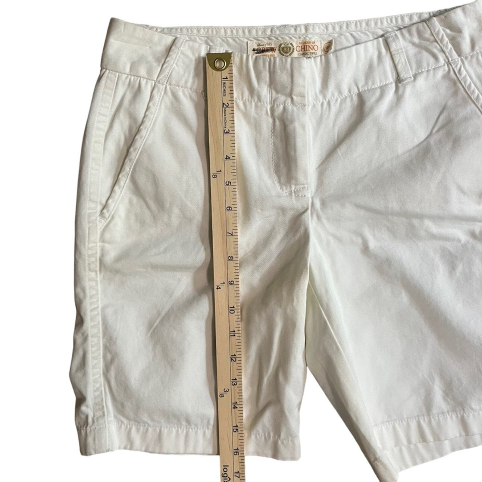 J. Crew Womens Size 2 Weathered Broken In Classic Twill White Chino Shorts NWT