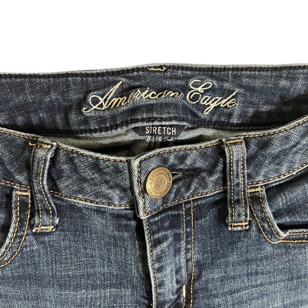 American Eagle Womens 6 R Stretch Jegging Medium Wash Whiskered Denim Jeans