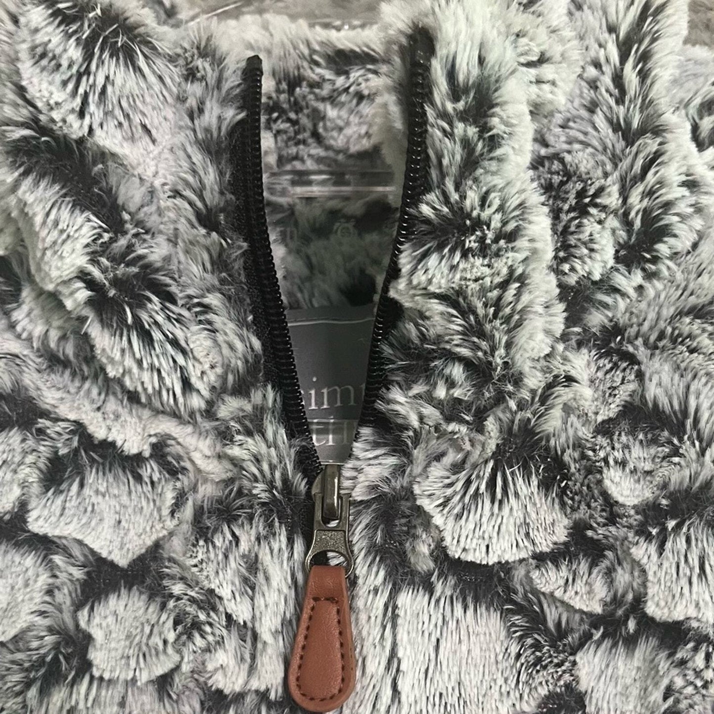 Simply Southern Womens Large Gray Bubble Fur 1/4 Zip Front Pockets Pullover