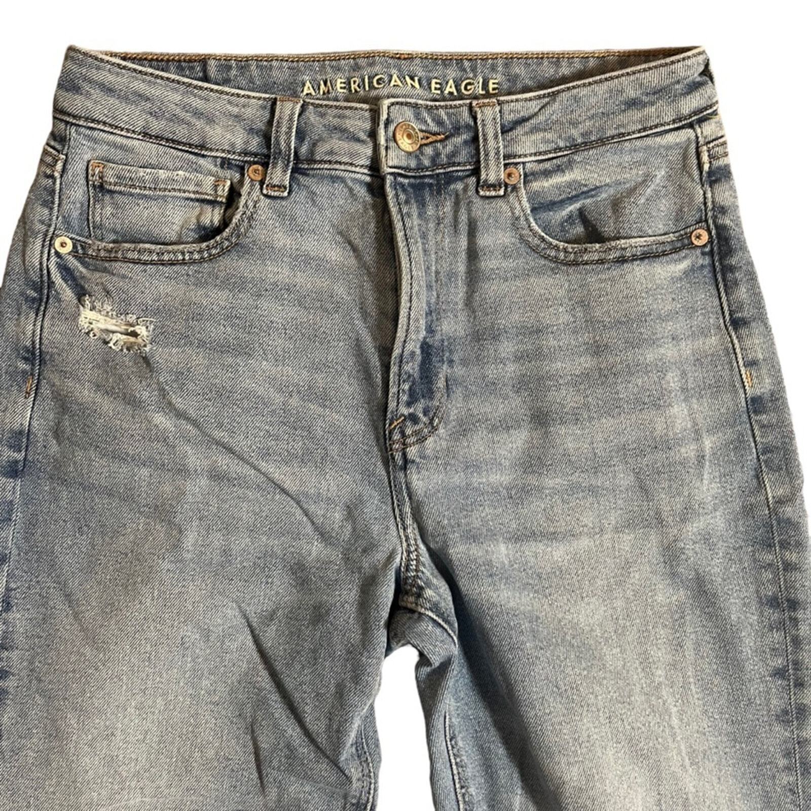 American Eagle Womens Mom Jeans Size 6 Regular Stretch Light Wash Denim 