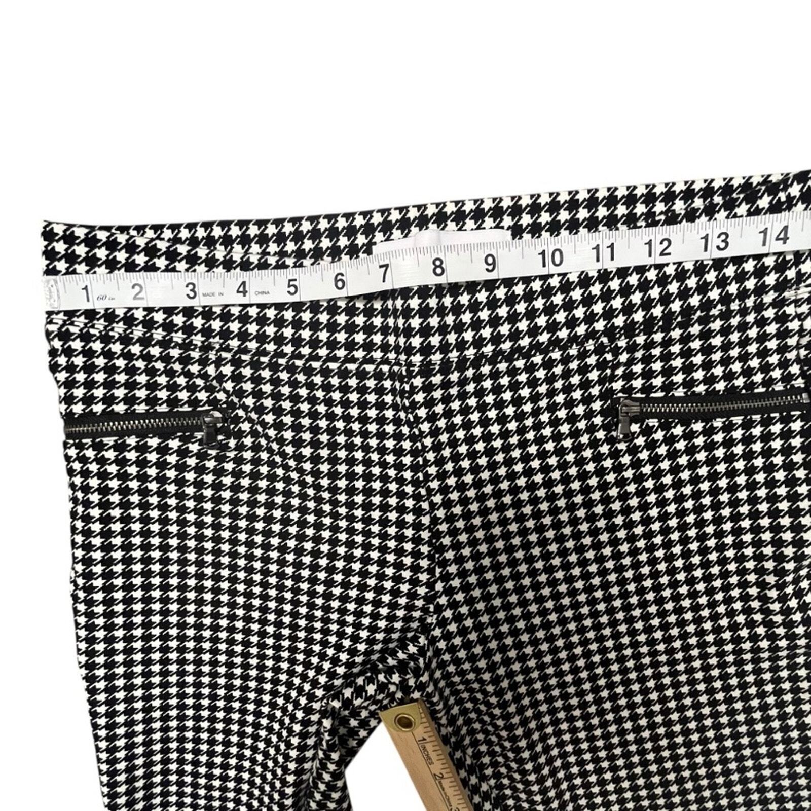 Old Navy Womens Size Medium Black and White Houndstooth Stevie Pants