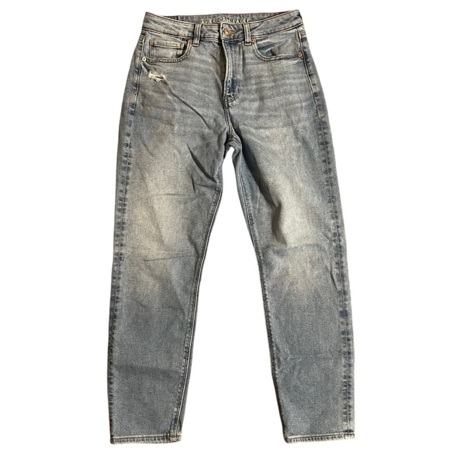 American Eagle Womens Mom Jeans Size 6 Regular Stretch Light Wash Denim 