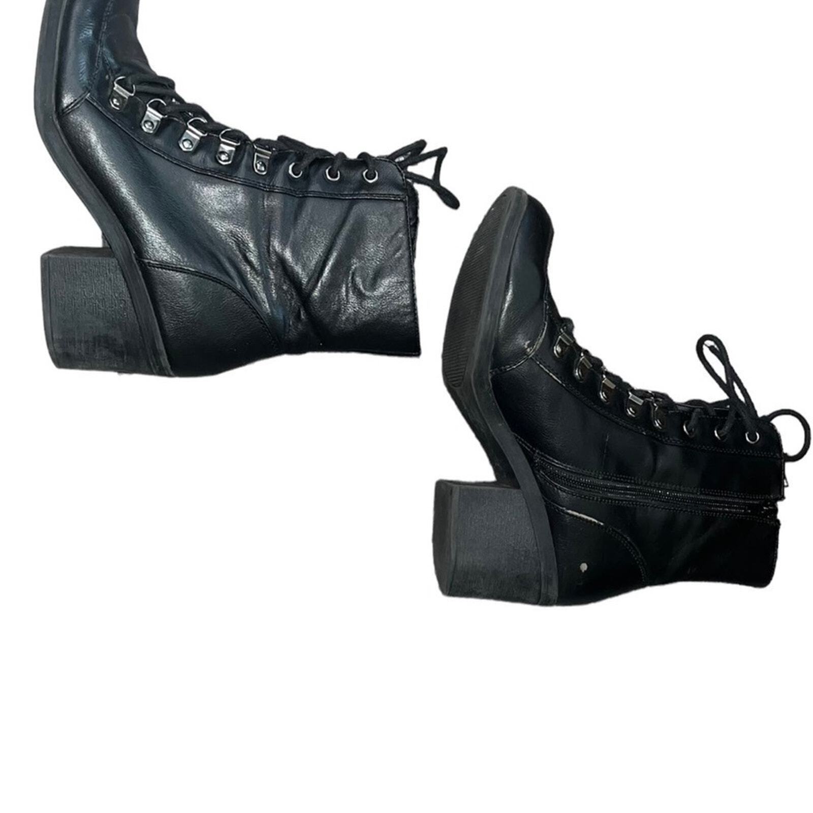 Guess Womens Size 9M Black Lace Up Ankle Boot Chunky Heel