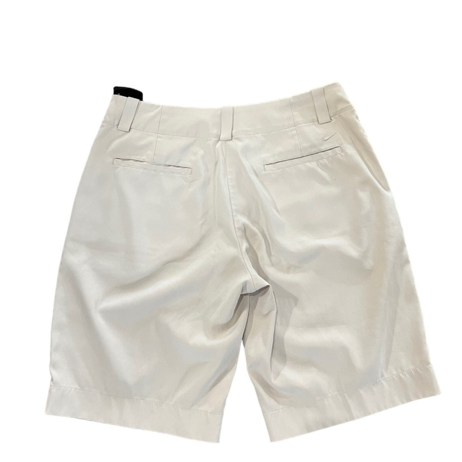 Nike Dri Fit Golf Shorts Women's 8 Beige Khaki Bermuda Style Solid Casual Plain