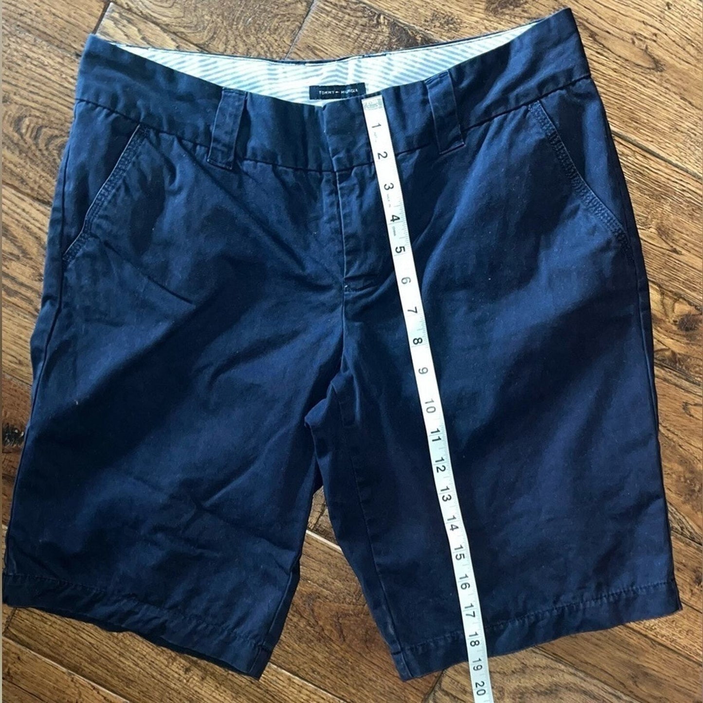 Tommy Hilfiger Women’s Navy Flat Front Chino Shorts Size 8​