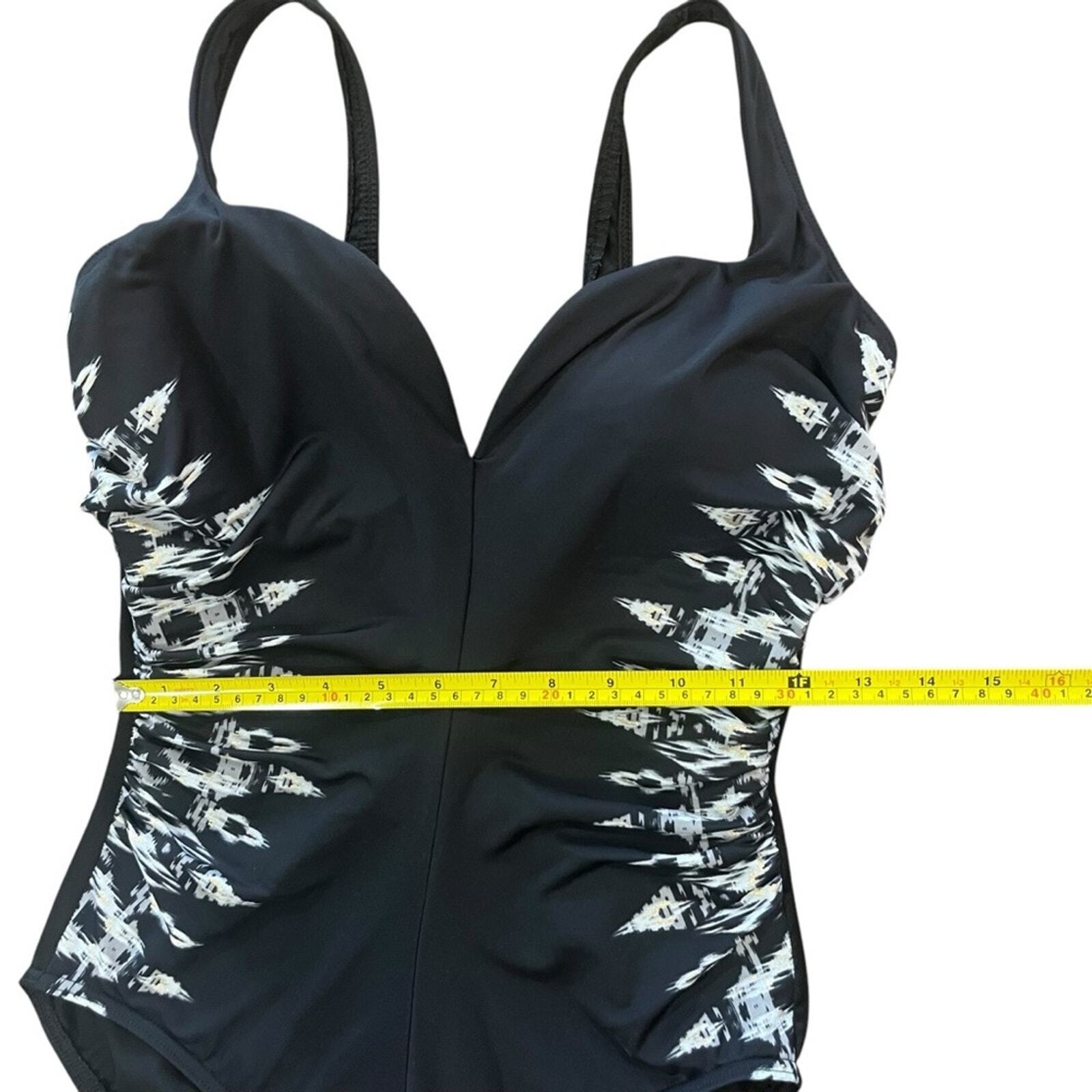 Miraclesuit Womens Labyrinth Temptress Black Swimsuit No Tag Size