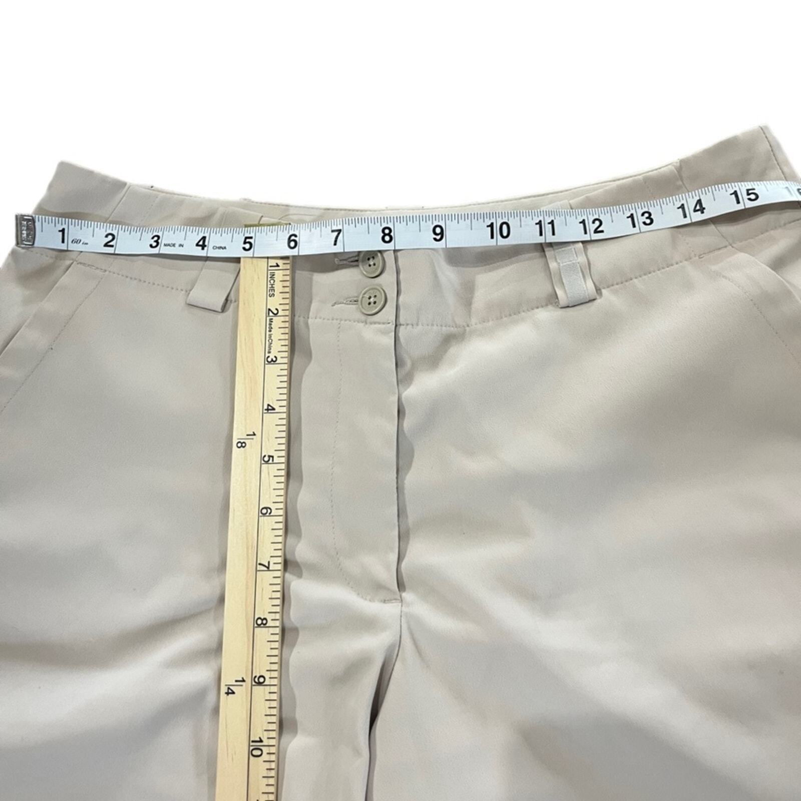 Nike Dri Fit Golf Shorts Women's 8 Beige Khaki Bermuda Style Solid Casual Plain