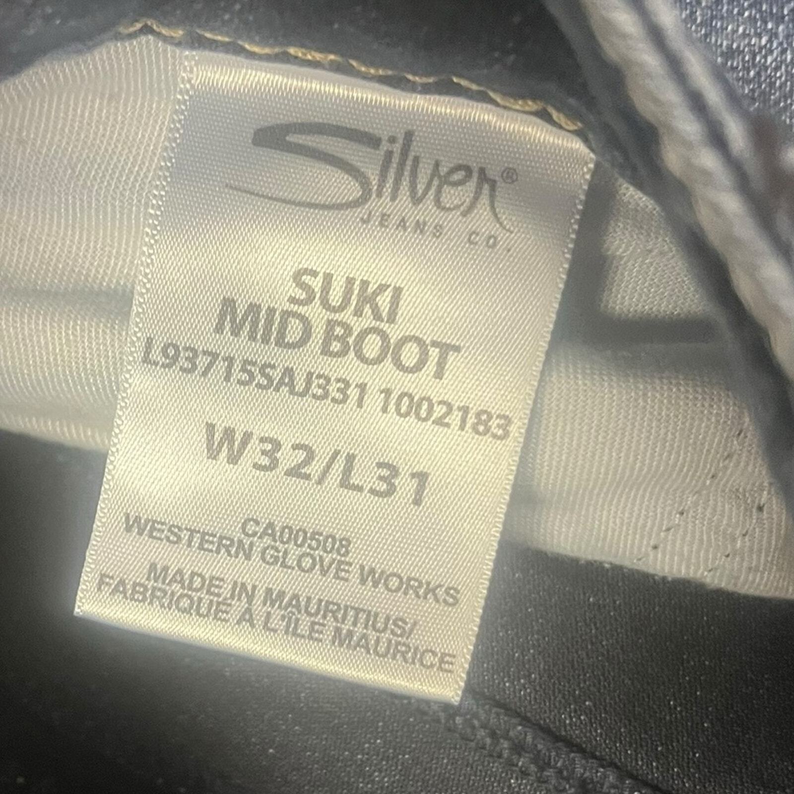 Silver Jeans Co Womens Suki Mid Boot Super Stretch Size 32x31 Medium Wash Jeans