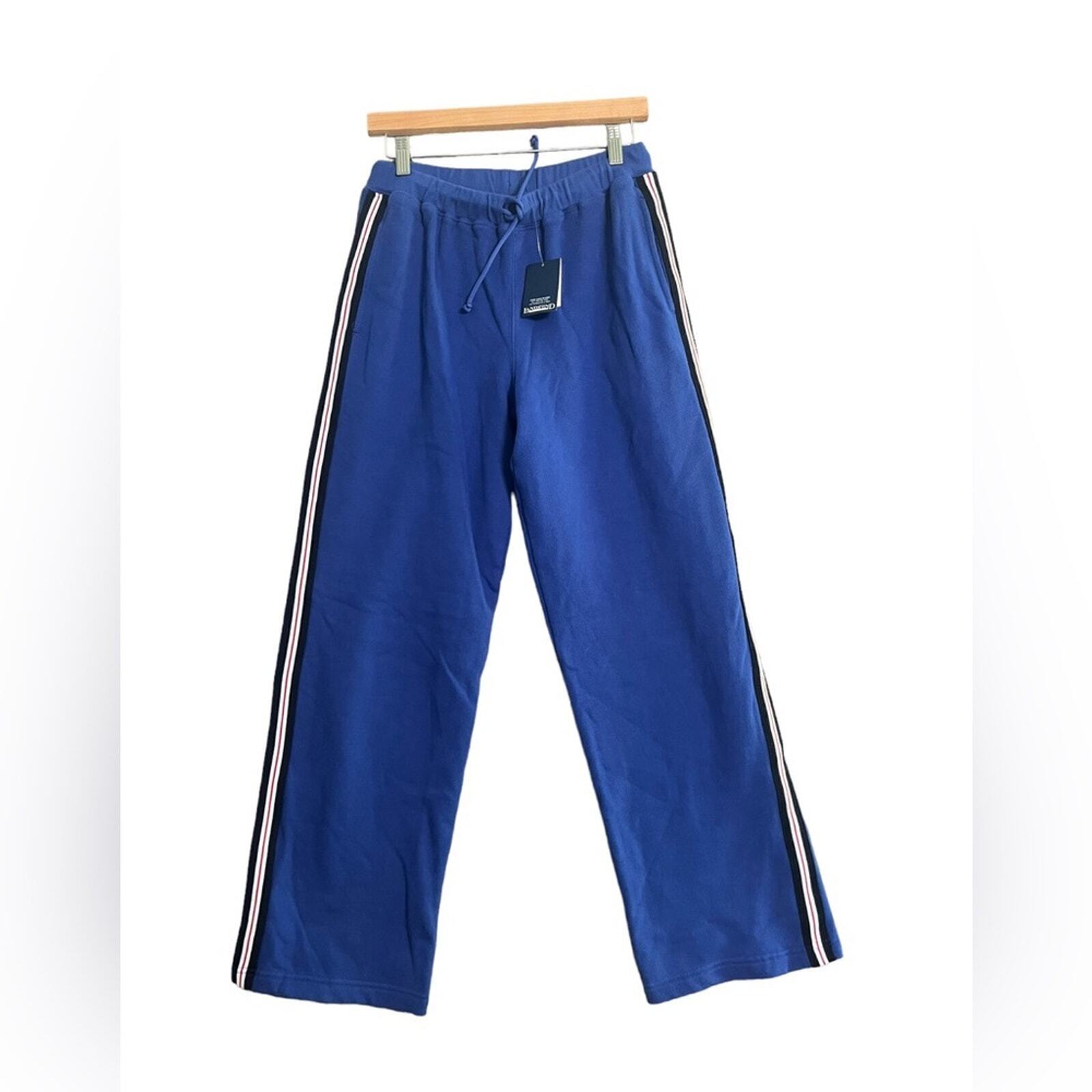 Land's End Boys Size 18 Blue Side Stripe Straight Leg Athletic Pants NWT